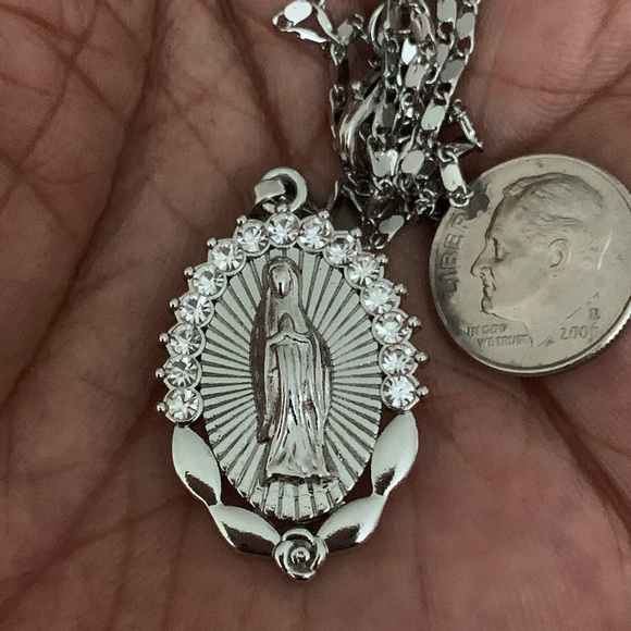 Pendant Religious Charm Necklace - Picture 3 of 3